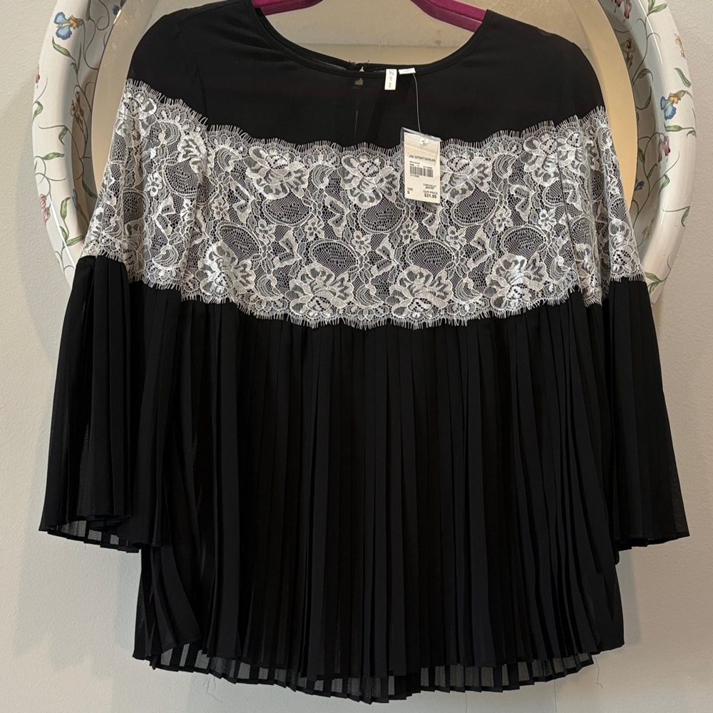 Cato Black and White Pleated Lace Blouse